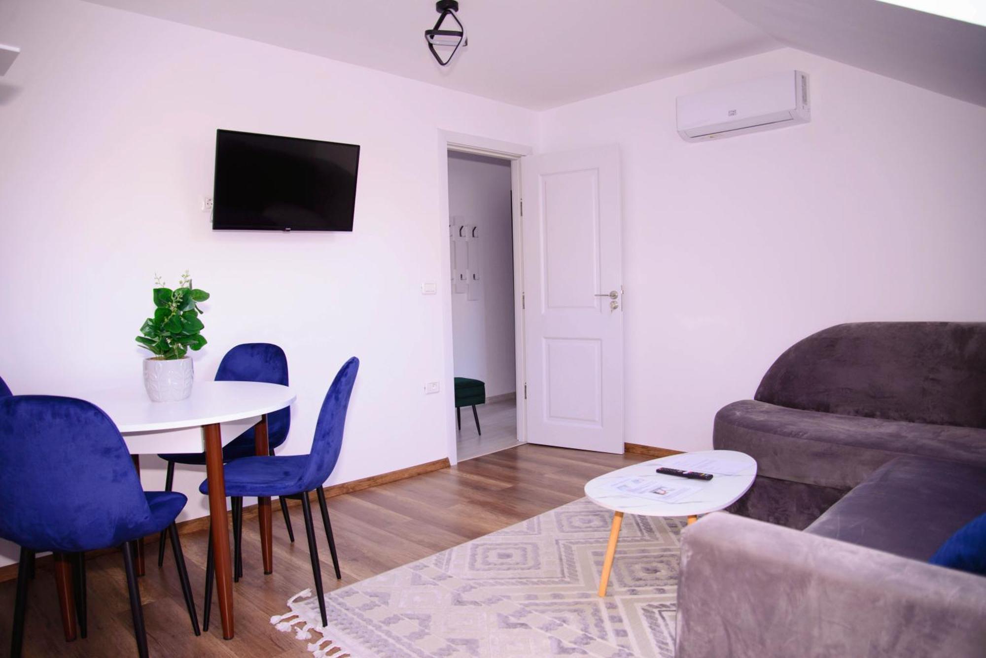 Lisia Residence #2 Piatra Neamţ Buitenkant foto